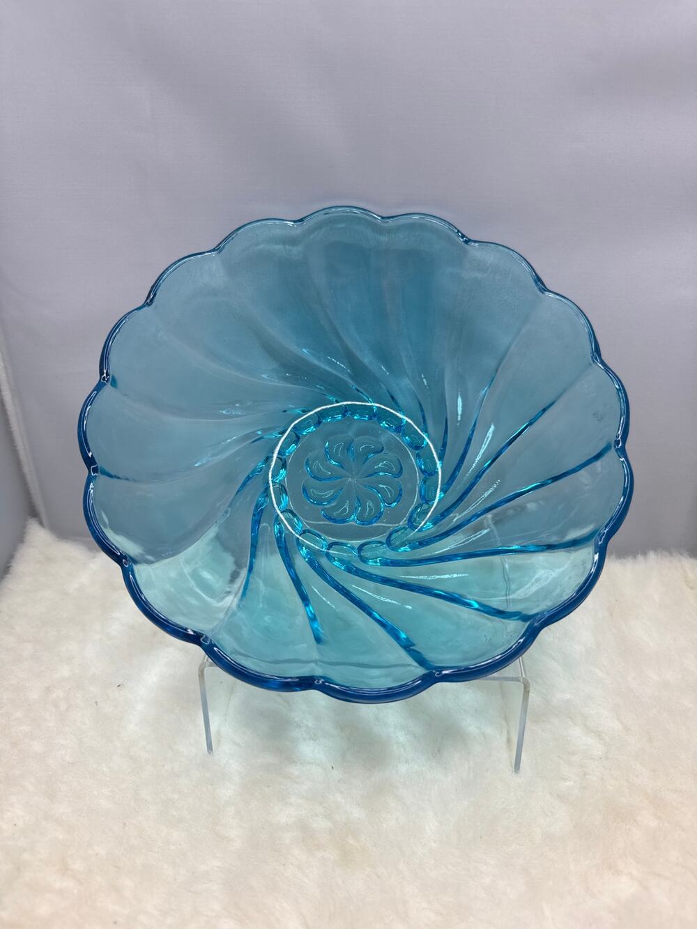Vintage Hazel Atlas Capri Blue Swirl Bowl Seashell Pattern MCM Aqua Glass